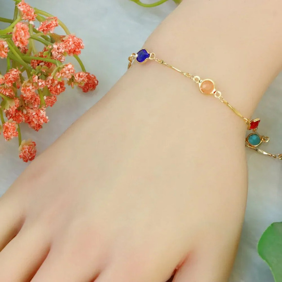 "New Beautiful Design Bracelet for Women/Girls, Gift, B553 - Picture 4 of 10